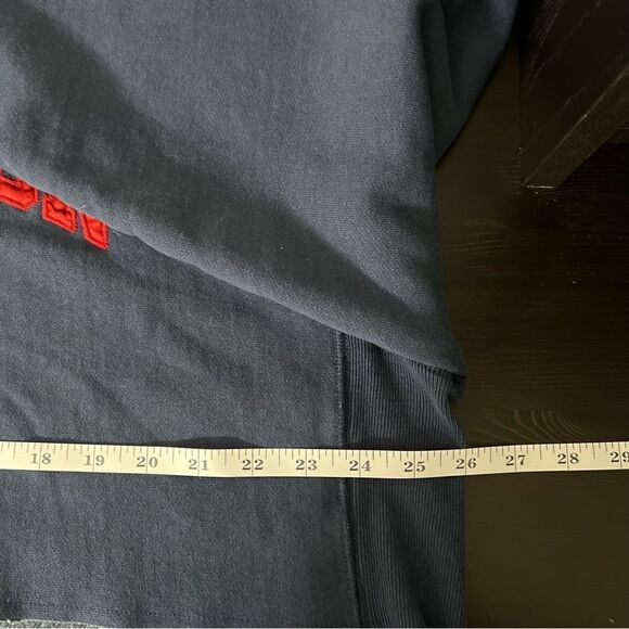 Champion Sweatshirt Womens Size XL Navy Blue Red Reverse Weave Cropped Spell Out - Picture 12 of 13